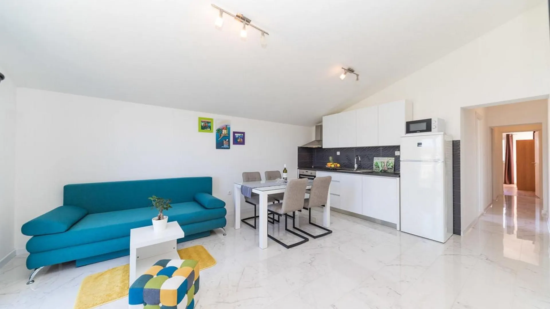 Stylish Apartments With Shared Pool, Sea Views, And Sun Terrace Kastela Croatia